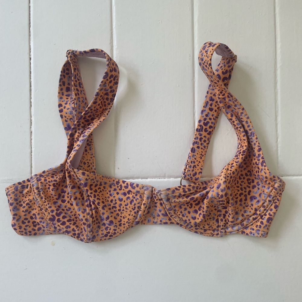 Kulani Kinis Top
